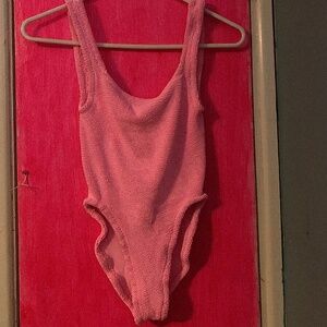 Bubblegum HUNZA G one piece swimsuit